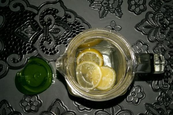 柠檬茶的做法图解2