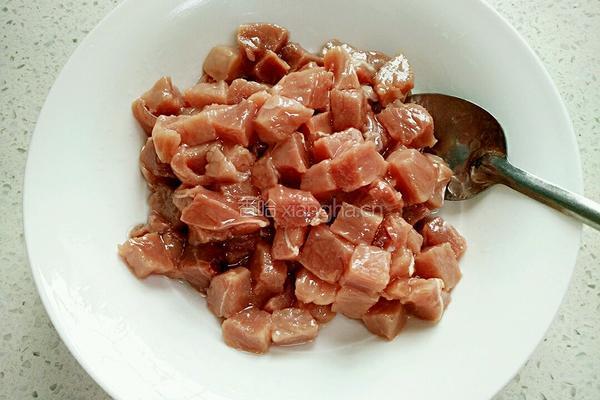 杏鲍菇炒牛肉的做法图解4
