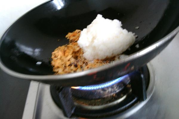 老干妈牛肉辣酱蛋炒饭的做法图解7