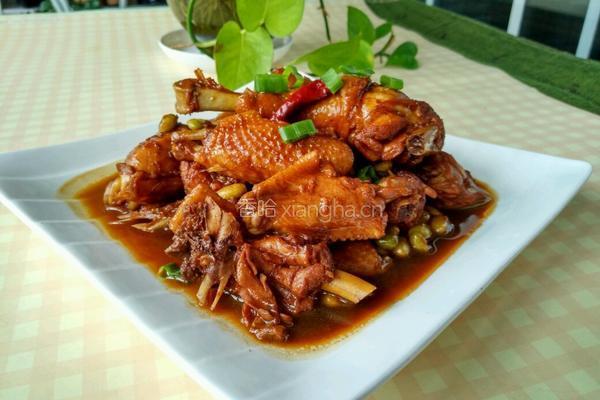 毛豆米烧鸡的做法图解12