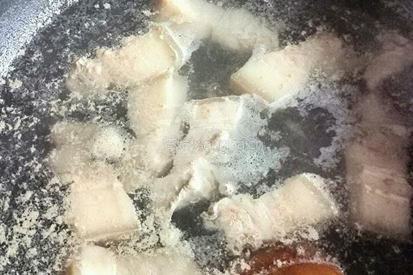 霉菜笋干烧肉的做法图解3