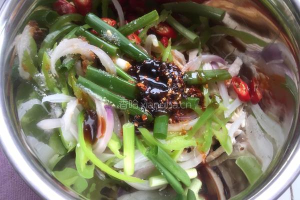 椒麻手撕鸡胸肉的做法图解7