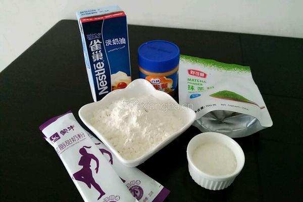 抹茶曲奇饼干的做法图解1