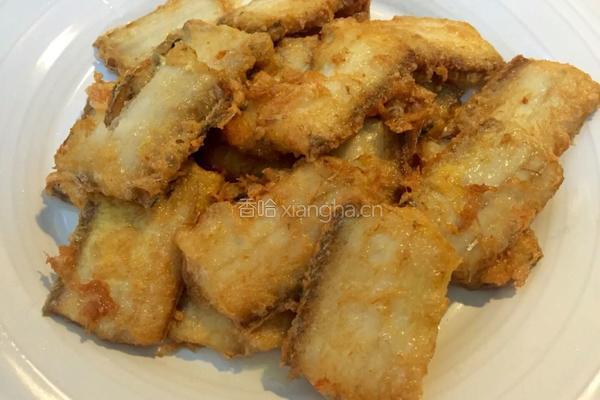 酥炸带鱼的做法图解4