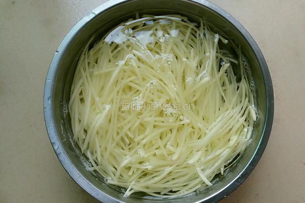 酸辣土豆丝的做法图解2