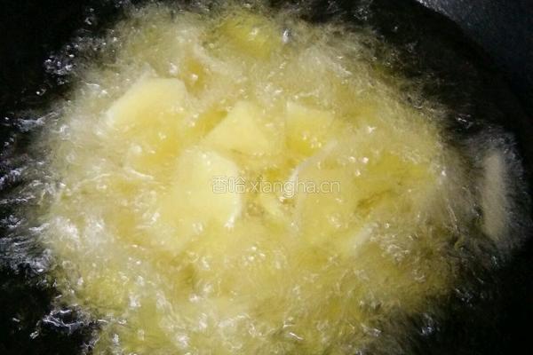 土豆烧牛肉拌面的做法图解4