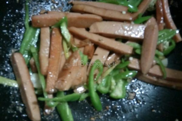 青椒炒火腿的做法图解6
