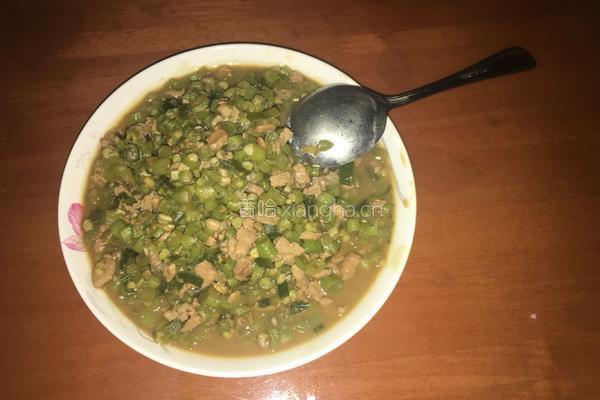 豆酱肉末炒豆角的做法图解8