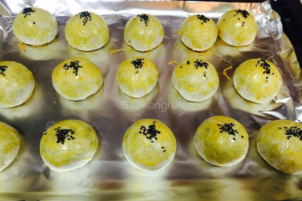 蛋黄酥月饼简单版的做法图解16