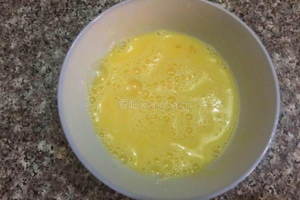 火腿肠鸡蛋卷饼的做法图解2