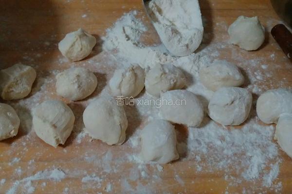 猪肉茴香馅包子的做法图解7