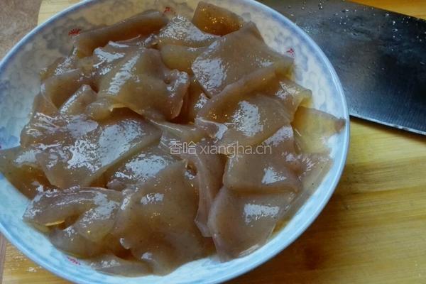 开胃魔芋豆腐的做法图解1