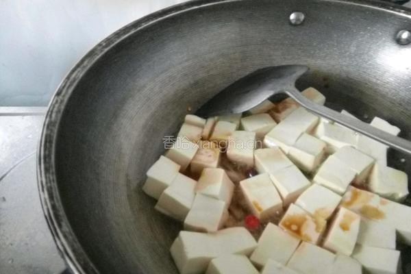大肠炖豆腐的做法图解4