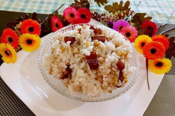 大米碴子焖豆饭的做法图解10