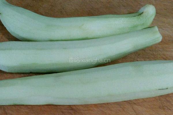 茄子炒韭菜的做法图解1