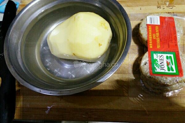 土豆片汉堡扒田园沙拉的做法图解1