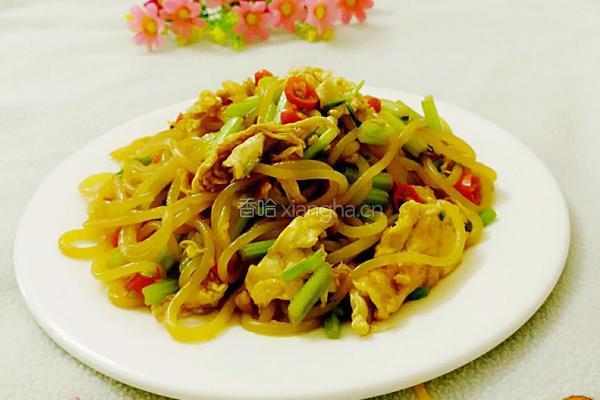 芹菜鸡蛋炒粉的做法图解9