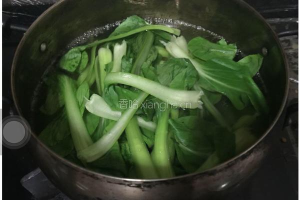 蒜末青菜的做法图解1
