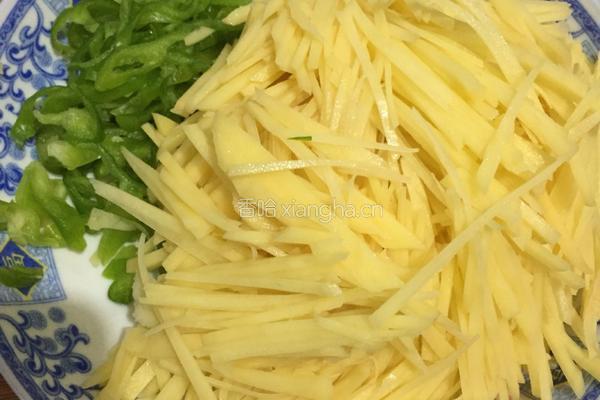 红烧土豆丝的做法图解3
