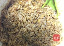 酱油炒饭的做法图解2
