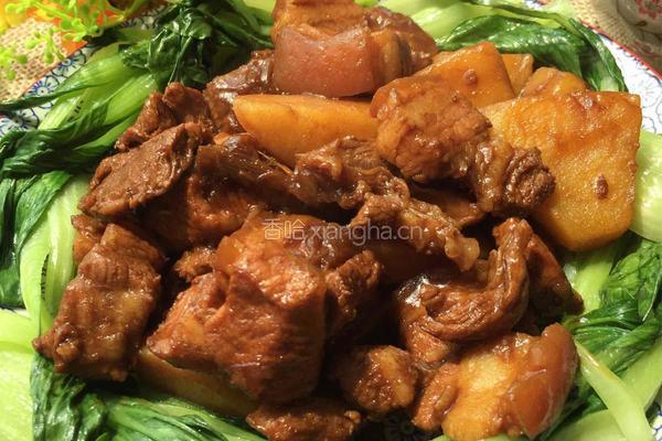 红烧肉炖土豆的做法图解19