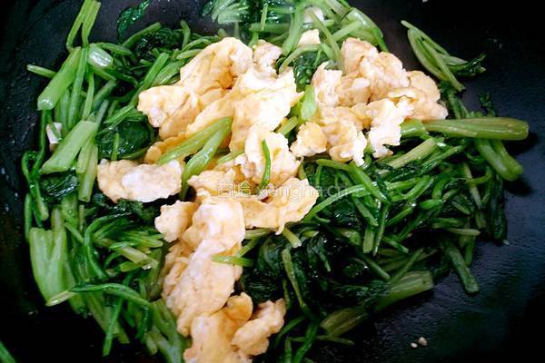 菠菜炒鸡蛋的做法图解9