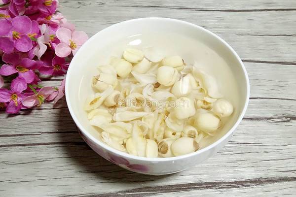 银耳羹的做法图解4