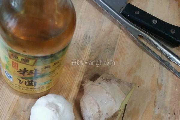 清蒸基尾虾的做法图解1