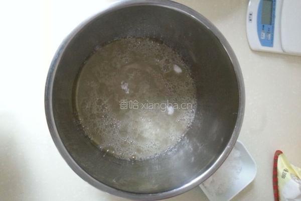 香蕉蔓越梅戚风的做法图解4