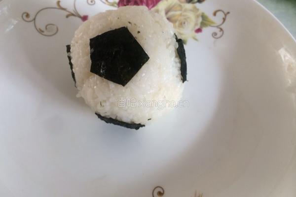 格格牌足球⚽️饭团的做法图解3