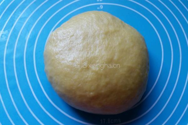 蜜豆面包的做法图解2
