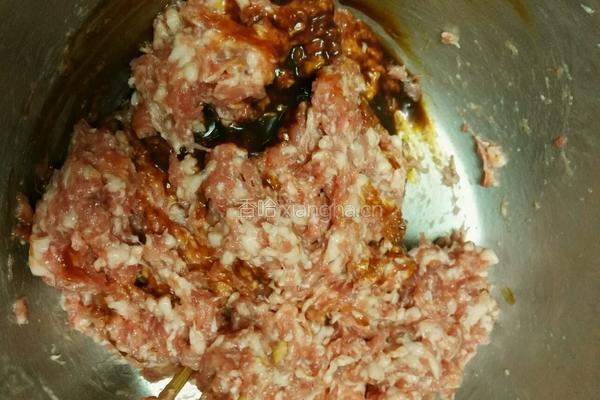 猪肉白菜锅贴的做法图解4