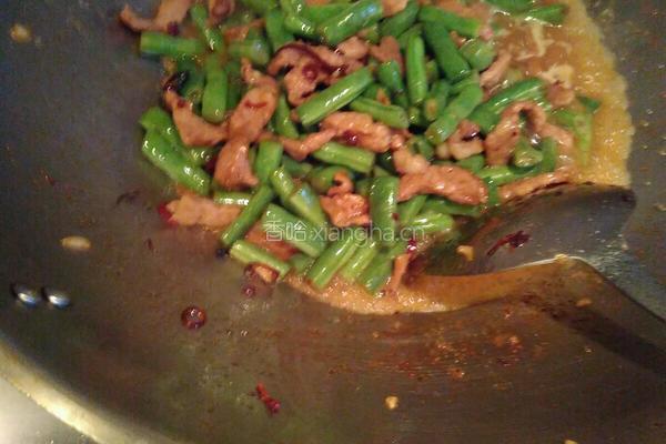肉丝辣椒丝炒四季豆的做法图解7