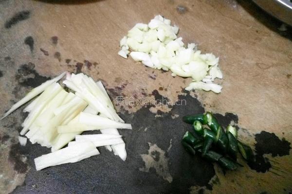 咸菜炒米粉的做法图解3