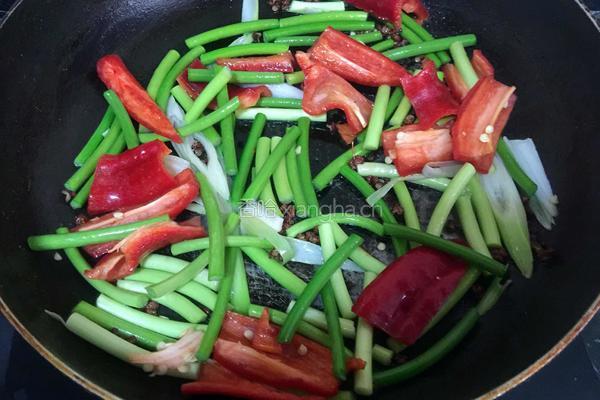 回锅肉的做法图解7