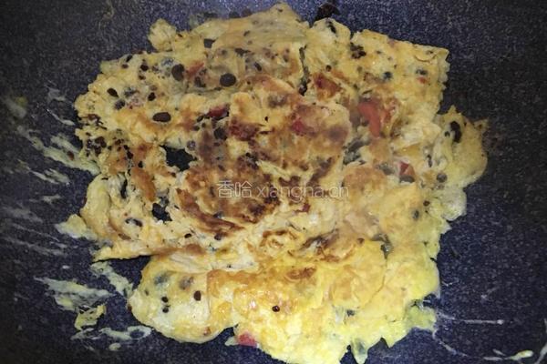 盐豆炒饭的做法图解3