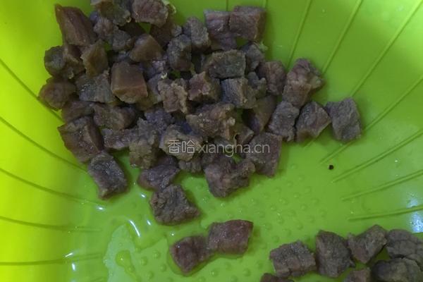 什锦牛肉粒的做法图解1