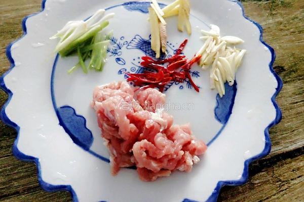 土豆丝炒肉的做法图解3