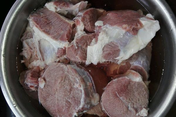 五香卤牛肉的做法图解1