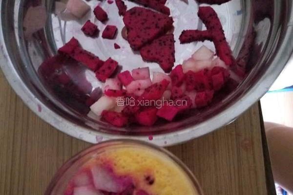 三色果汁的做法图解2