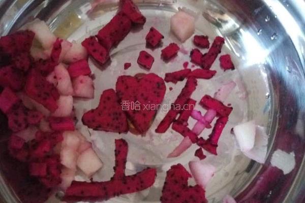 三色果汁的做法图解3