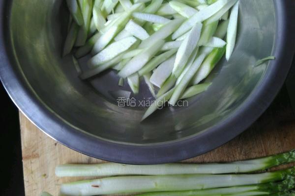 芦笋炒羊肉的做法图解1