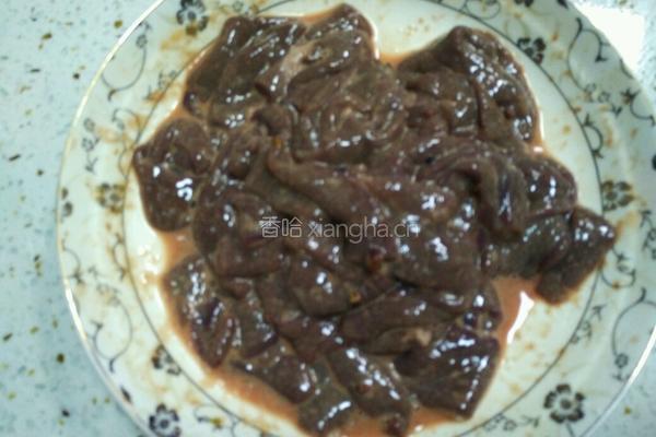 火爆猪肝的做法图解1