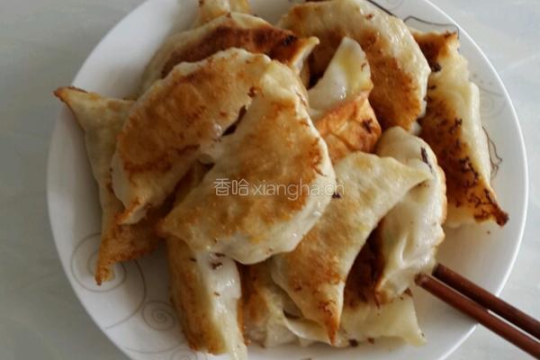 生煎饺子（白菜肉馅）的做法图解6