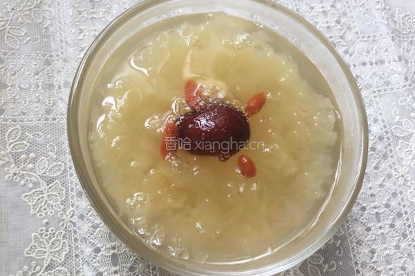 银耳莲子羹的做法图解6