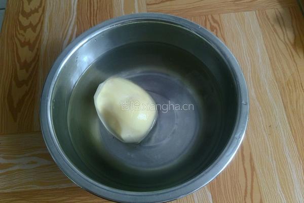 洋葱土豆丝饼的做法图解1