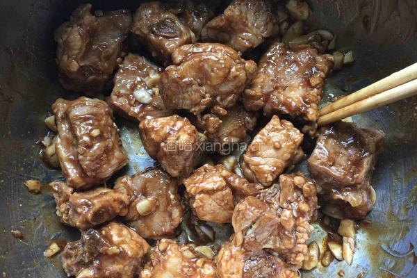 蒜香蒸排骨的做法图解1