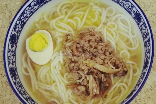 墨鱼瘦肉米线的做法图解13
