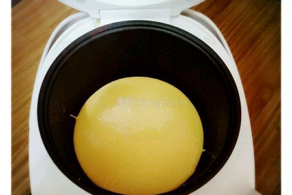 用电饭煲做蛋糕的做法图解5
