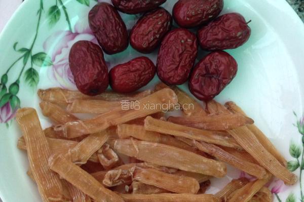 沙虫煲鸡汤的做法图解3